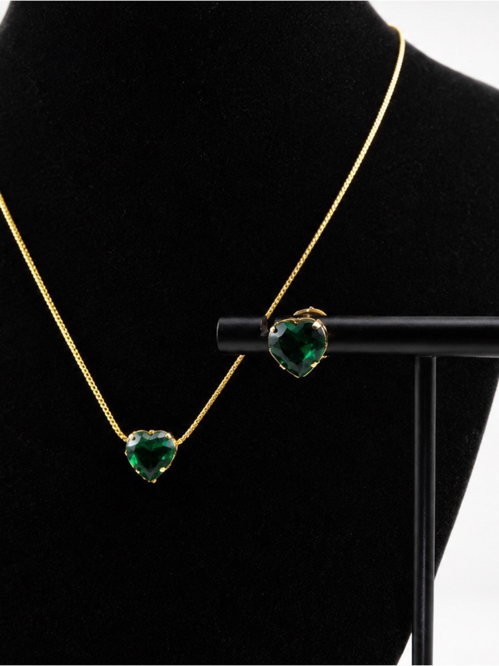 Premium gold-plated jewelry designed to last